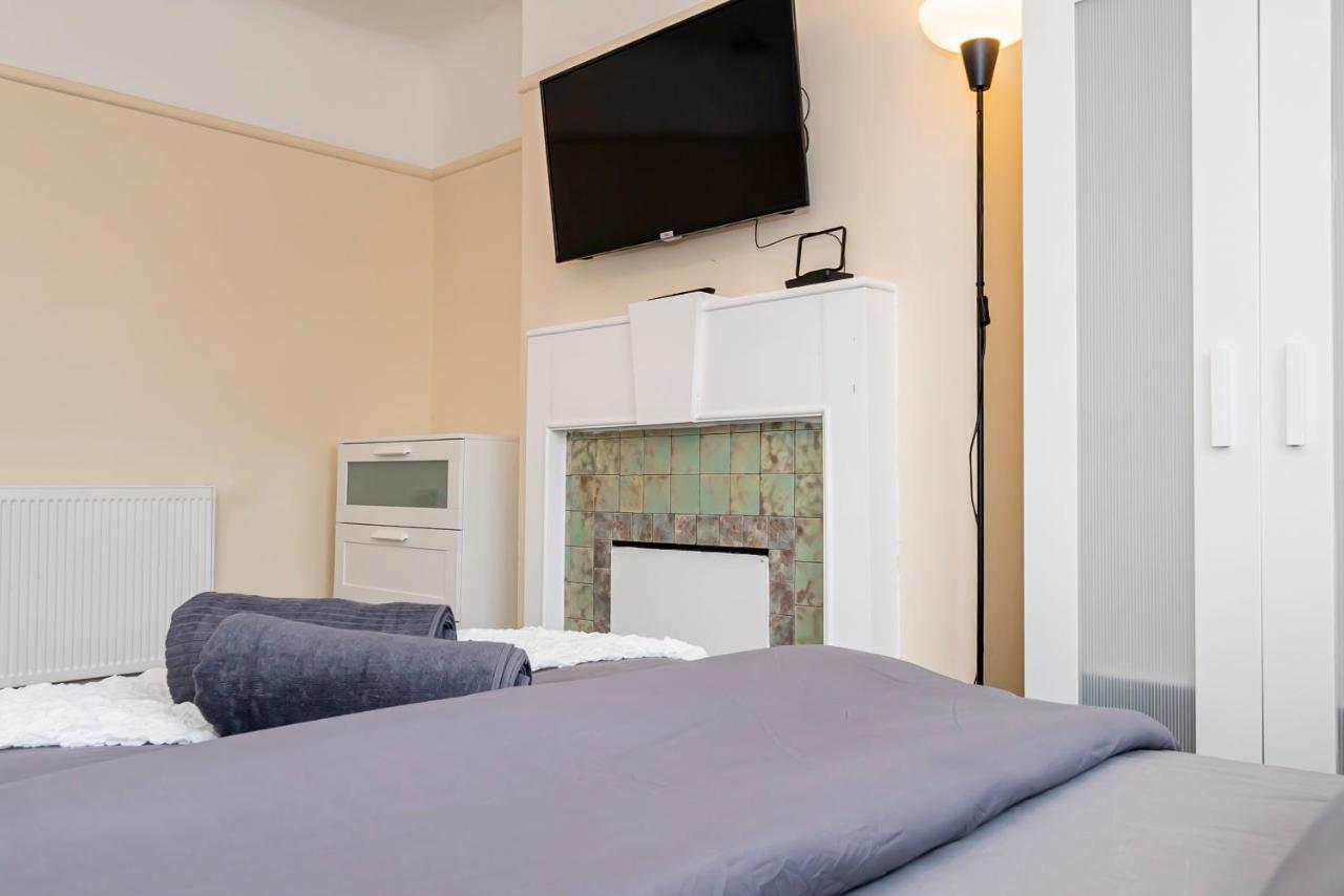 Shirley House 4, Guest House, Self Catering, Self Check In With Smart Locks, Use Of Fully Equipped Kitchen, Close To City Centre, Ideal For Longer Stays, Excellent Transport Links Σαουθάμπτον Εξωτερικό φωτογραφία