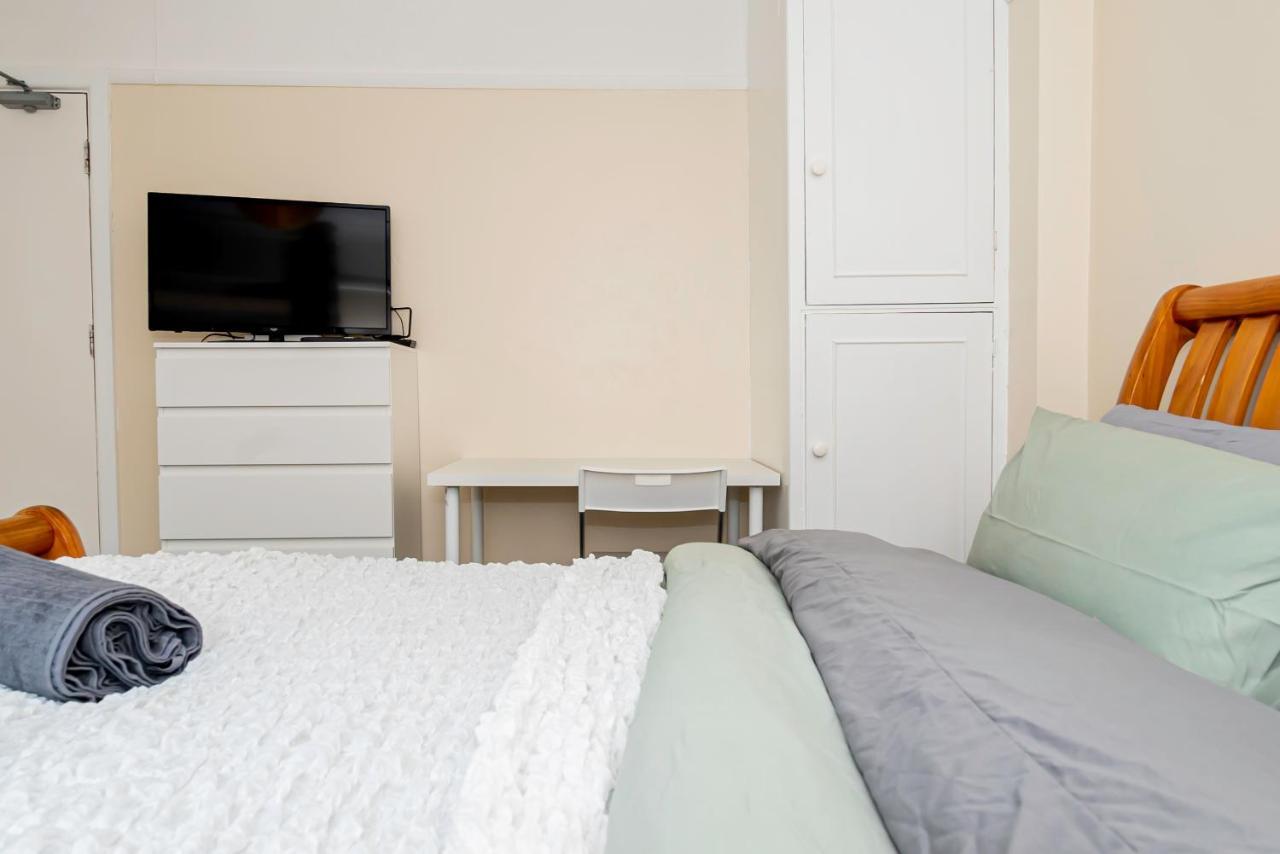 Shirley House 4, Guest House, Self Catering, Self Check In With Smart Locks, Use Of Fully Equipped Kitchen, Close To City Centre, Ideal For Longer Stays, Excellent Transport Links Σαουθάμπτον Εξωτερικό φωτογραφία