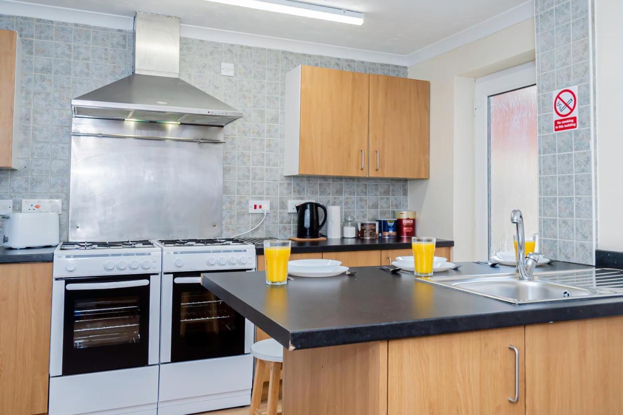 Shirley House 4, Guest House, Self Catering, Self Check In With Smart Locks, Use Of Fully Equipped Kitchen, Close To City Centre, Ideal For Longer Stays, Excellent Transport Links Σαουθάμπτον Εξωτερικό φωτογραφία